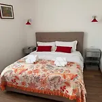 Ξενοδοχείο με διαμερίσματα 